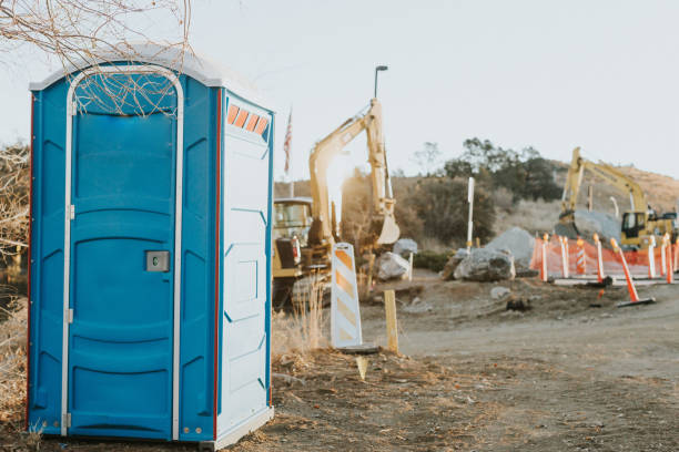 Best Porta potty delivery and setup  in Peabody, KS